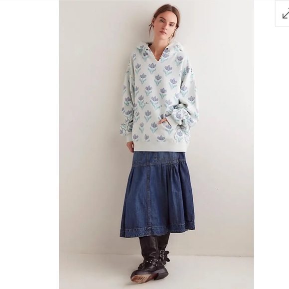FREE PEOPLE  We The Free It's A Vibe Printed Hoodie - Snowfall Combo - Picture 3 of 6